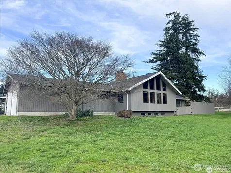 615 Arrowhead Road Camano Island WA 98282