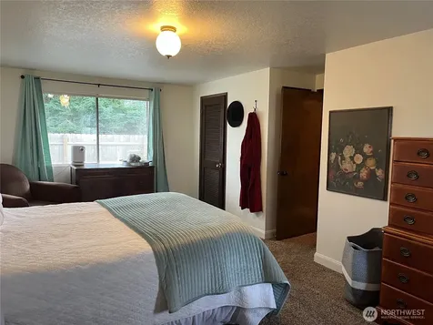 615 Arrowhead Road Camano Island WA 98282