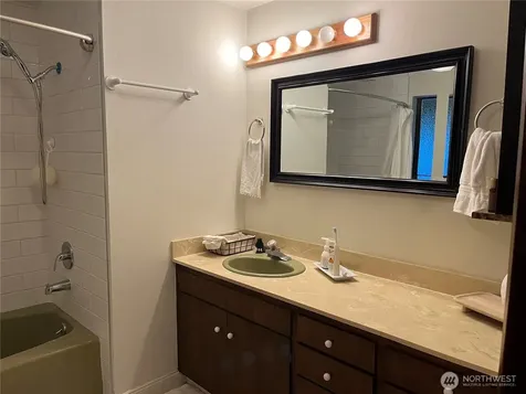 615 Arrowhead Road Camano Island WA 98282