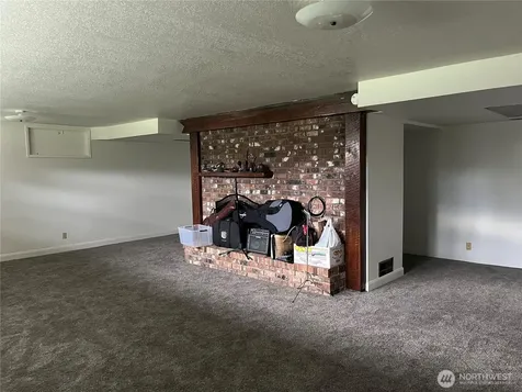 615 Arrowhead Road Camano Island WA 98282