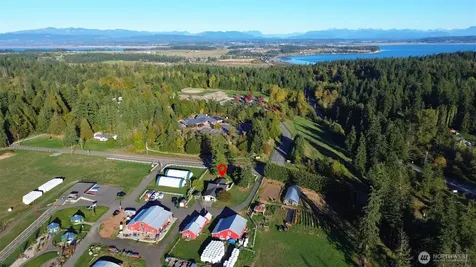 615 Arrowhead Road Camano Island WA 98282