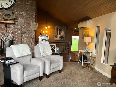 615 Arrowhead Road Camano Island WA 98282