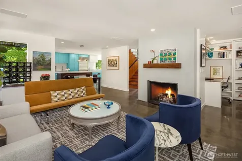 8052 Ridge Drive NE Seattle WA 98115