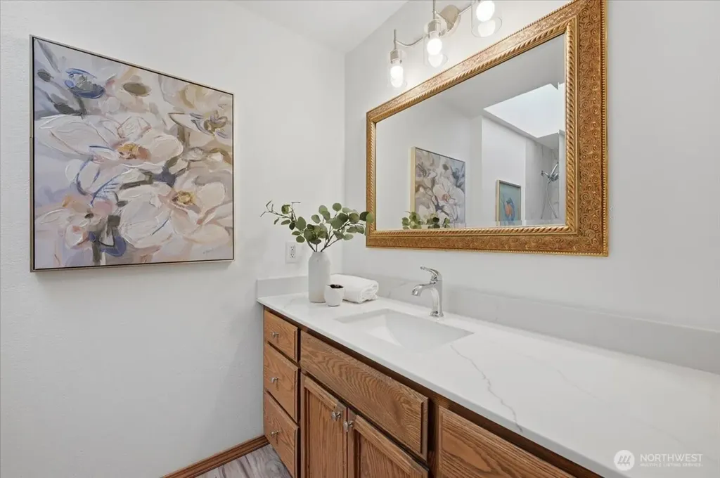 22516 88th Avenue W Edmonds WA 98026