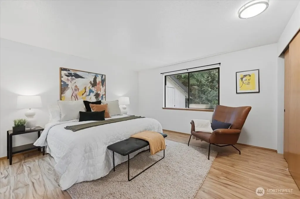 22516 88th Avenue W Edmonds WA 98026