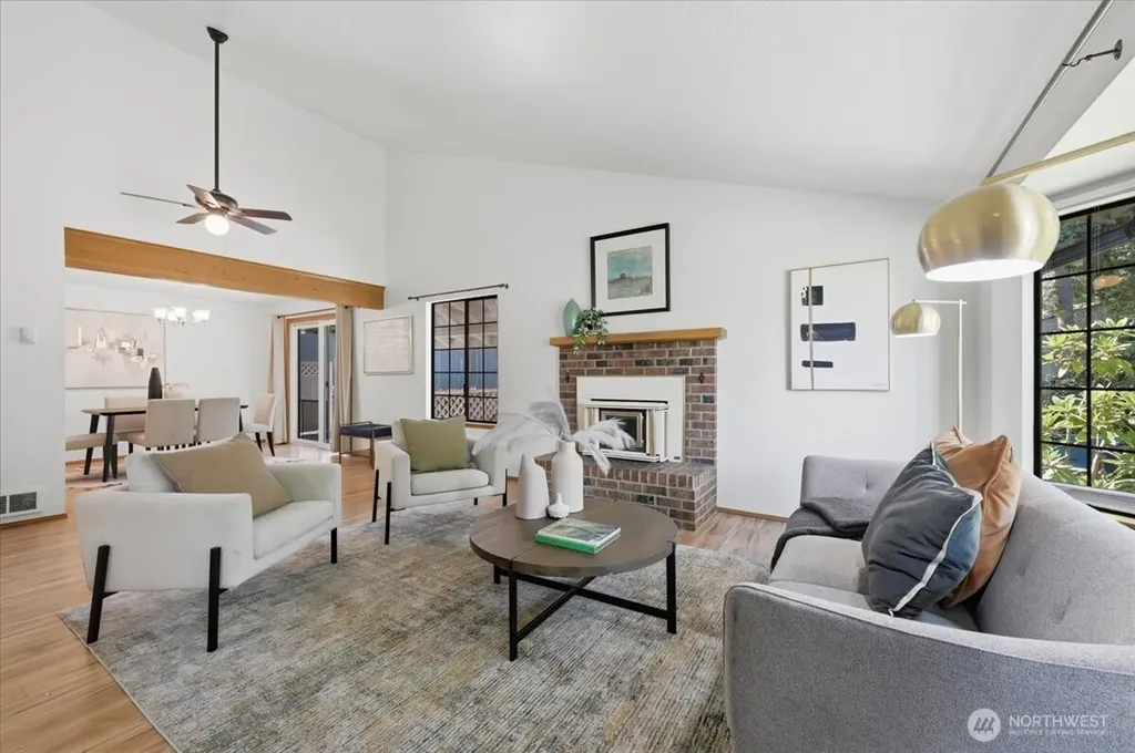 22516 88th Avenue W Edmonds WA 98026