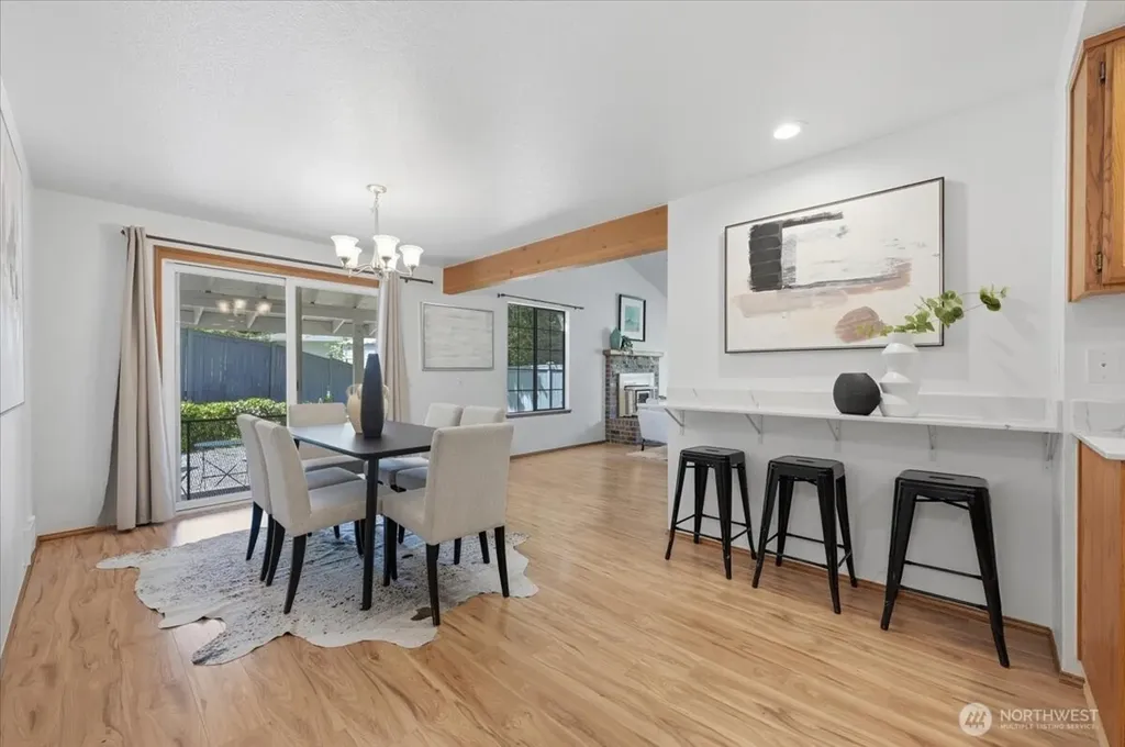 22516 88th Avenue W Edmonds WA 98026