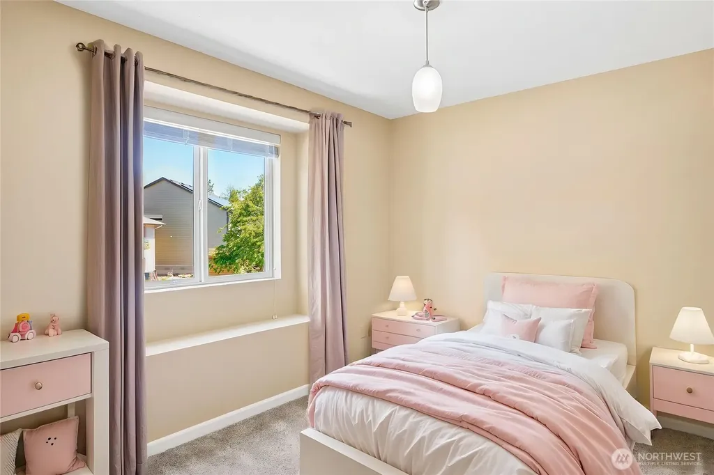 26555 220th Place SE Maple Valley WA 98038