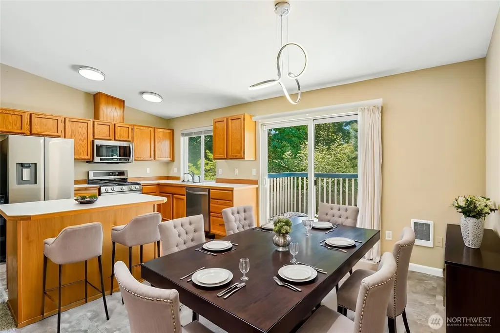 26555 220th Place SE Maple Valley WA 98038
