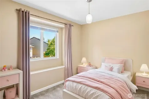 26555 220th Place SE Maple Valley WA 98038