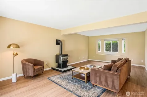 26555 220th Place SE Maple Valley WA 98038