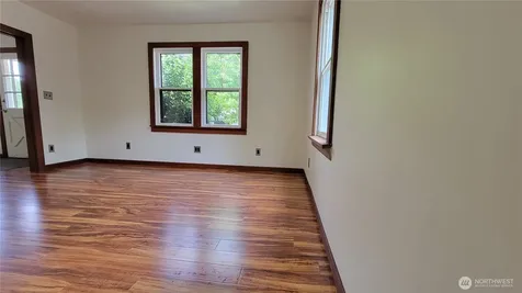 18661 Renton-maple Valley Road Maple Valley WA 98038