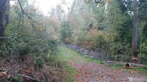 18661 Renton-maple Valley Road Maple Valley WA 98038