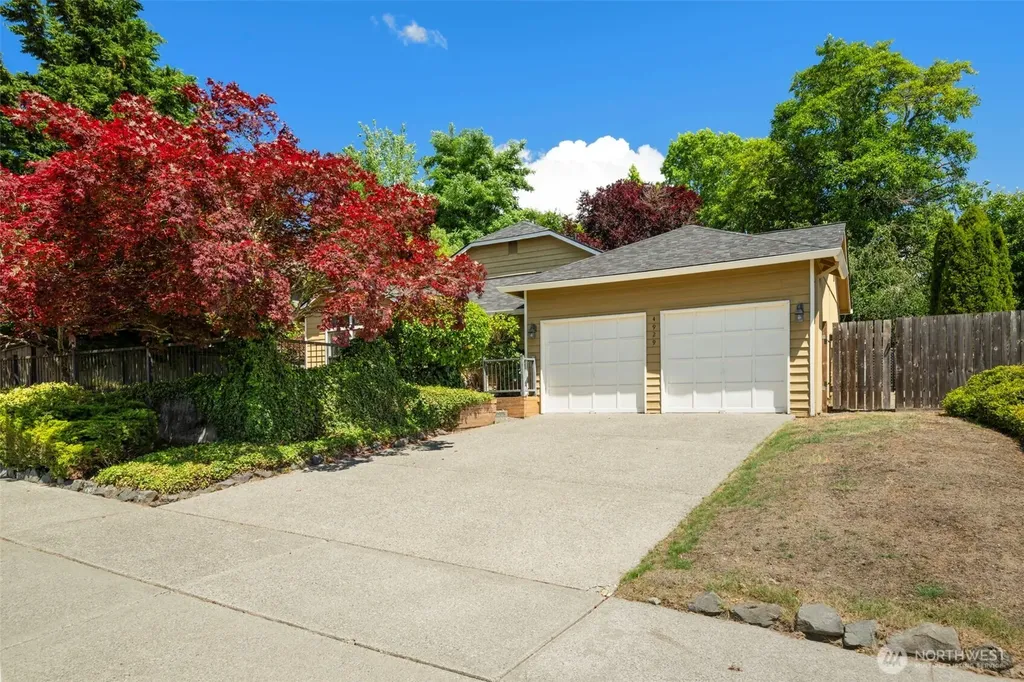 4929 Enetai Avenue NE Tacoma WA 98422