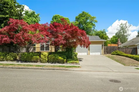 4929 Enetai Avenue NE Tacoma WA 98422