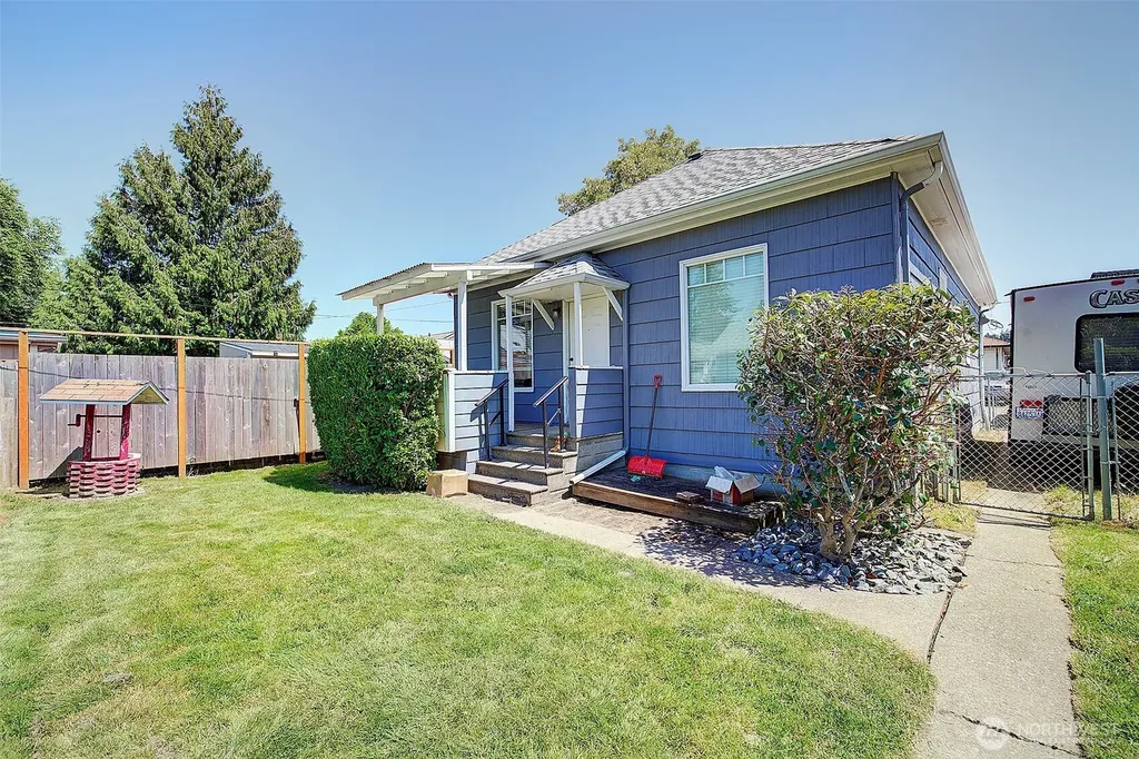 320 Williams Avenue N Renton WA 98057