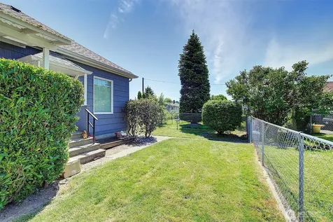 320 Williams Avenue N Renton WA 98057