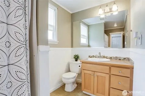 320 Williams Avenue N Renton WA 98057