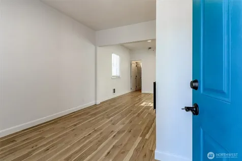 320 Williams Avenue N Renton WA 98057