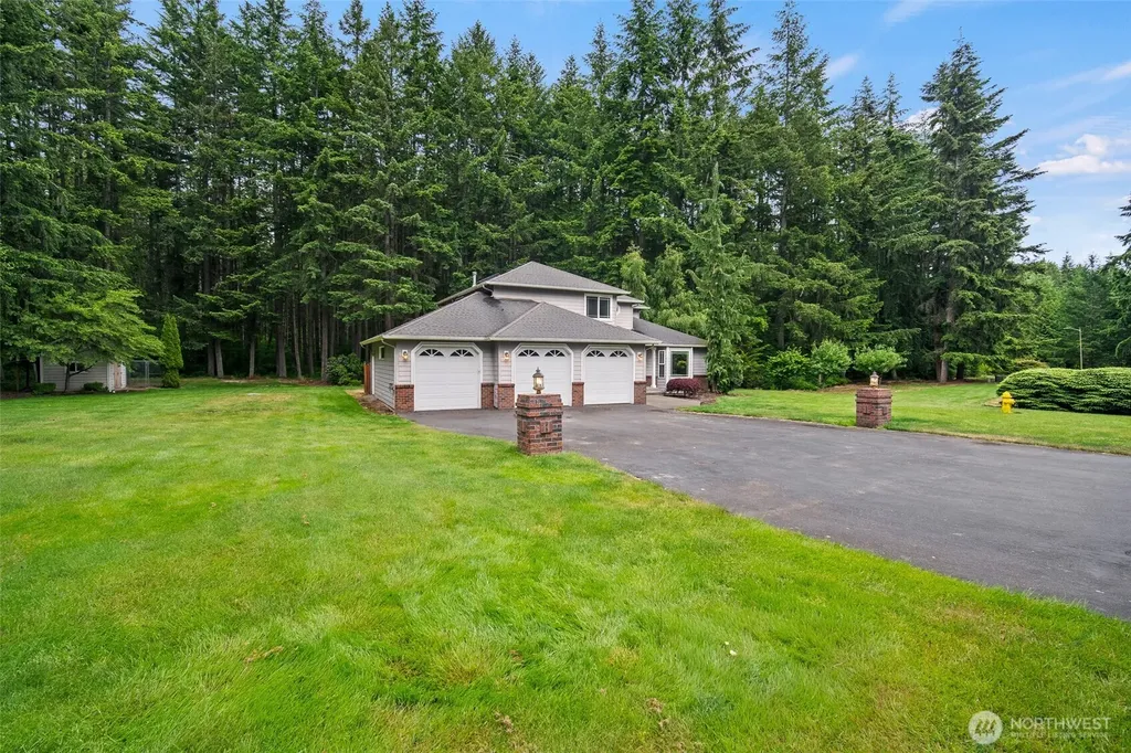 2627 141st Street NW Marysville WA 98271