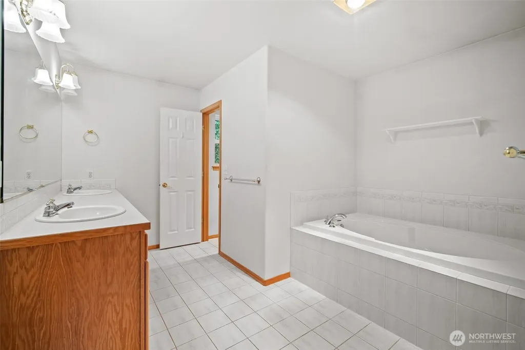 2627 141st Street NW Marysville WA 98271
