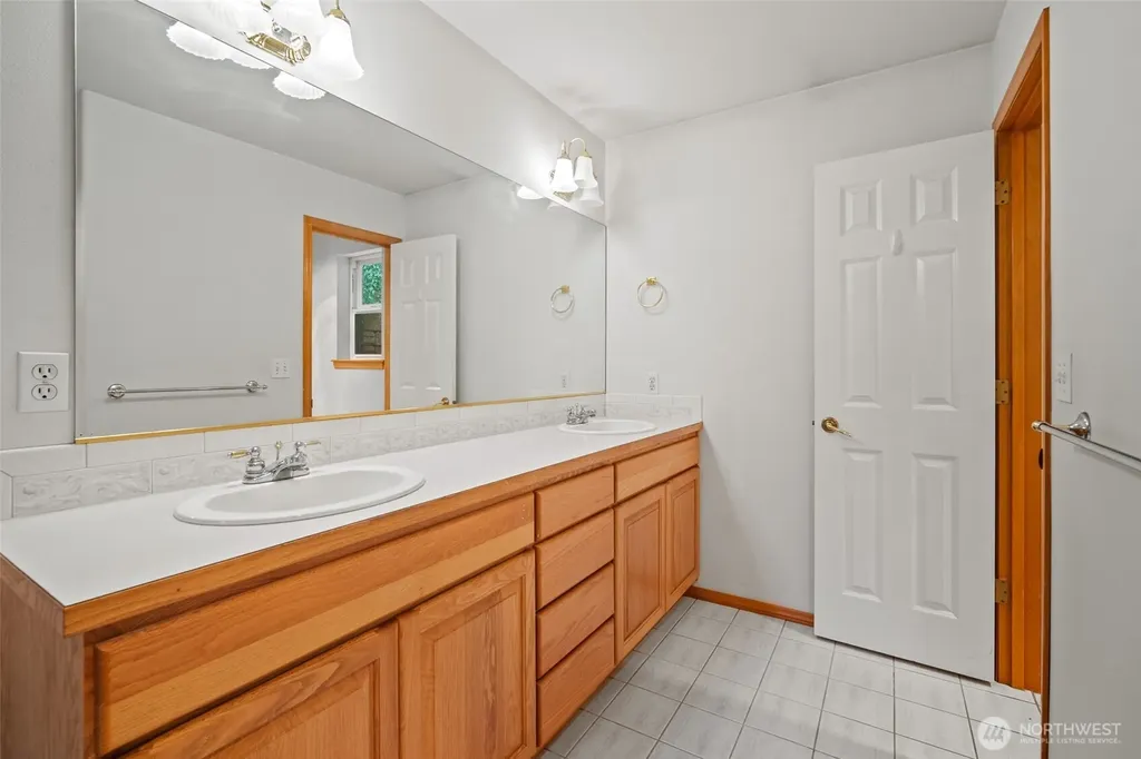 2627 141st Street NW Marysville WA 98271