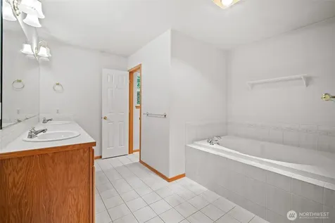 2627 141st Street NW Marysville WA 98271