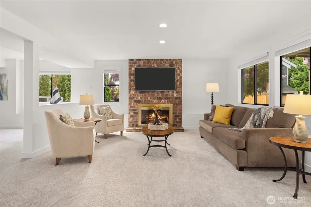 14821 104th Avenue NE Bothell WA 98011
