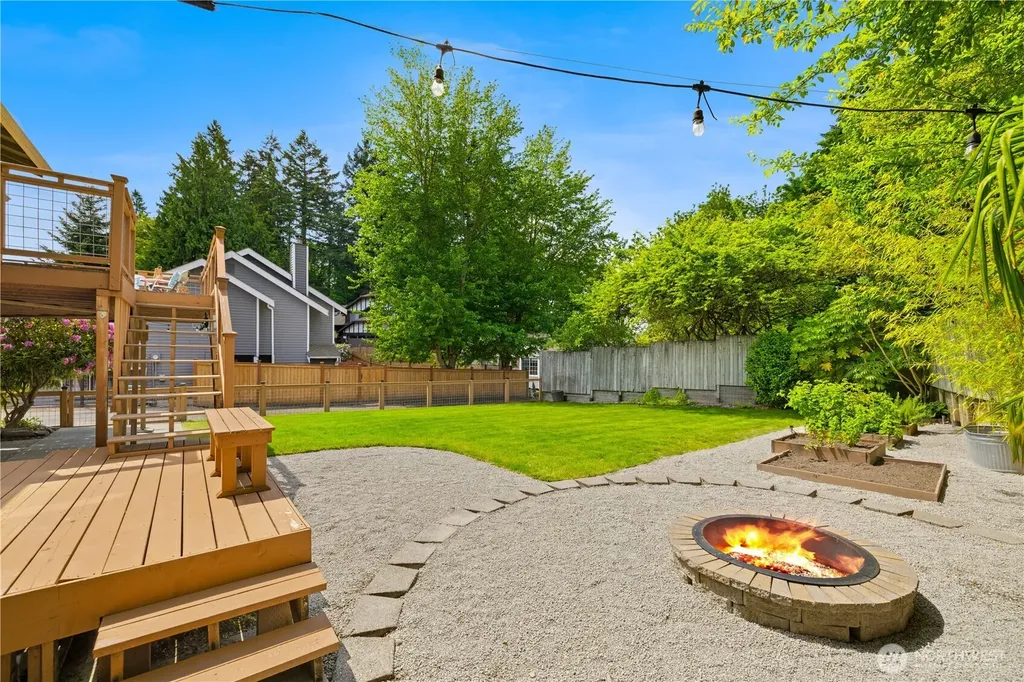 14821 104th Avenue NE Bothell WA 98011