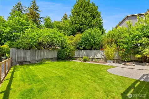 14821 104th Avenue NE Bothell WA 98011