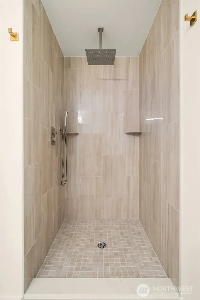 2512 Natalie Lane Tacoma WA 98388
