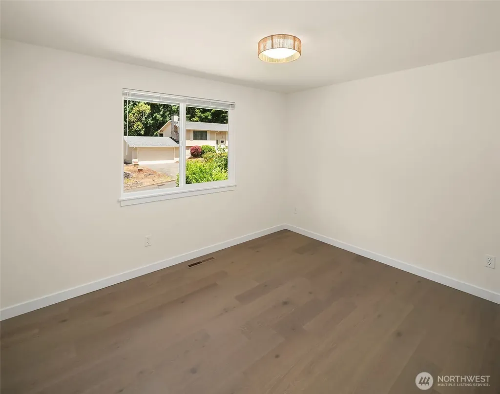 2512 Natalie Lane Tacoma WA 98388