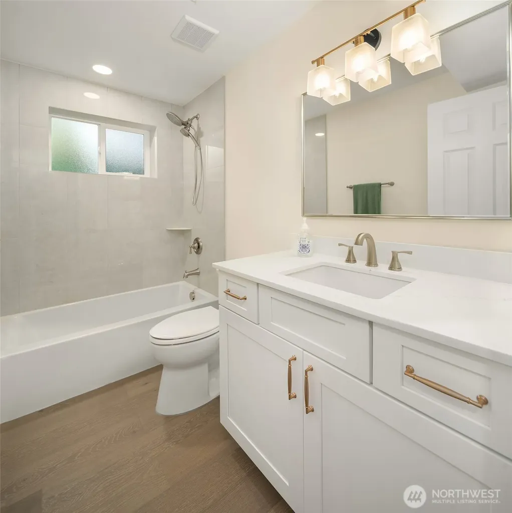 2512 Natalie Lane Tacoma WA 98388