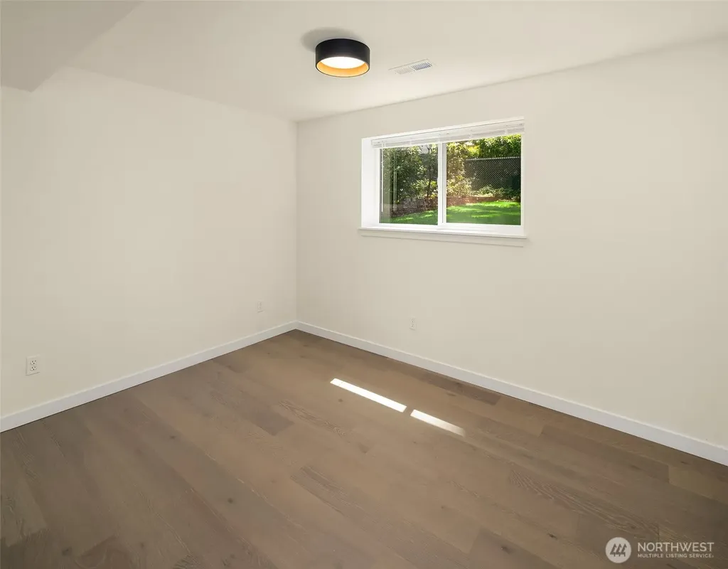 2512 Natalie Lane Tacoma WA 98388