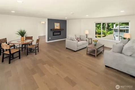 2512 Natalie Lane Tacoma WA 98388