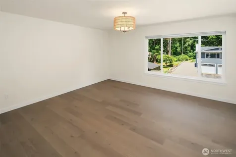 2512 Natalie Lane Tacoma WA 98388