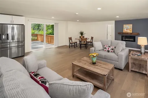 2512 Natalie Lane Tacoma WA 98388
