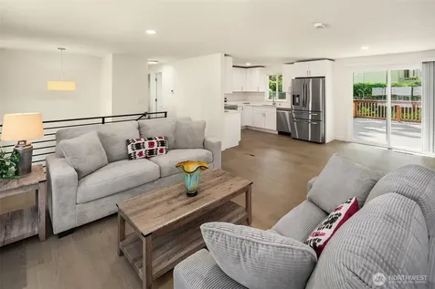 2512 Natalie Lane Tacoma WA 98388