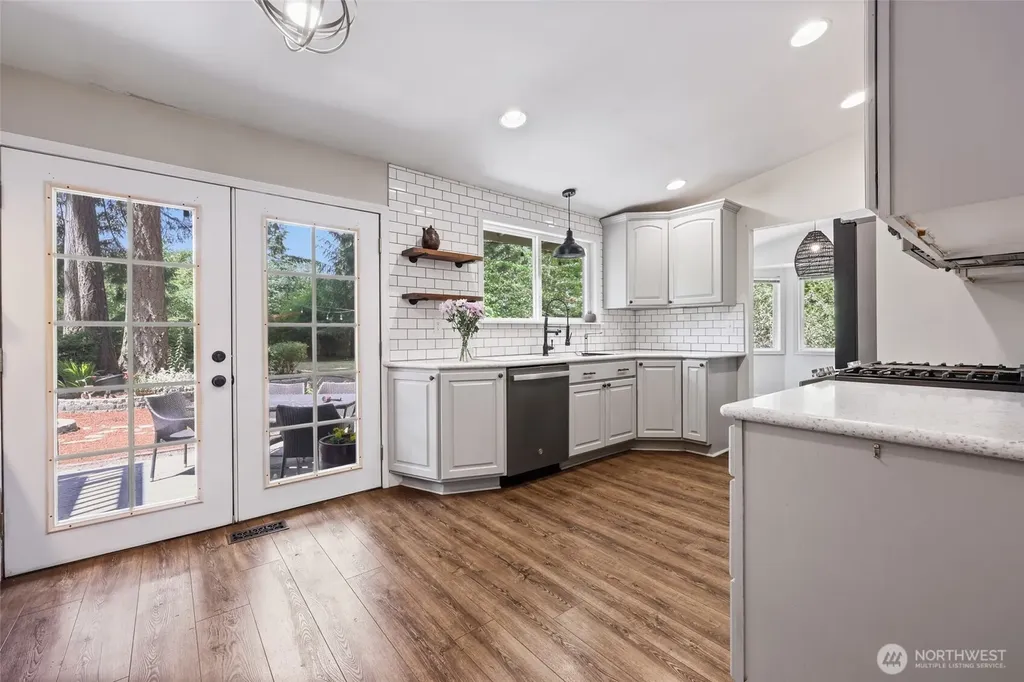 8440 Homestead Avenue NE Olympia WA 98516