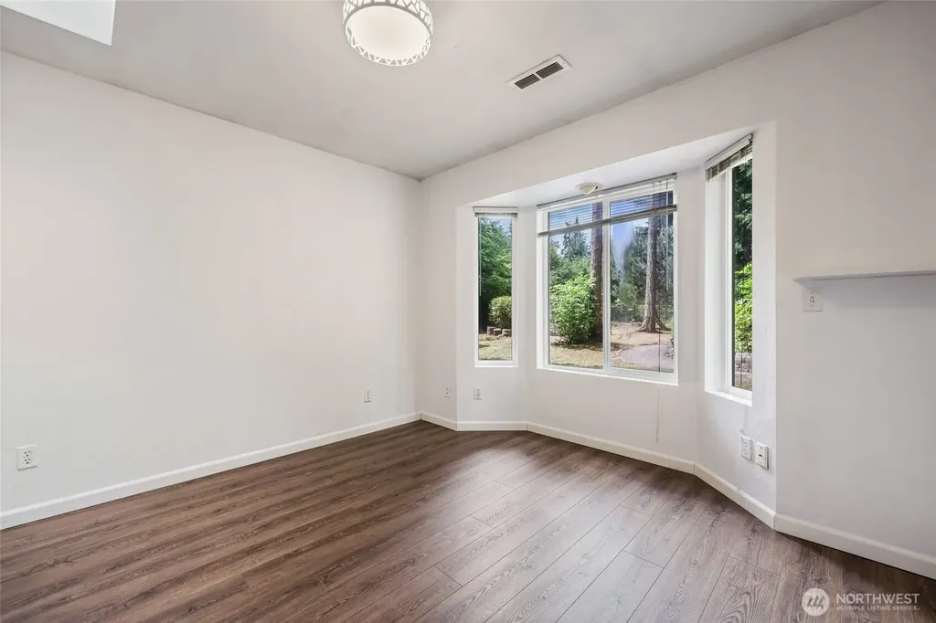 8440 Homestead Avenue NE Olympia WA 98516