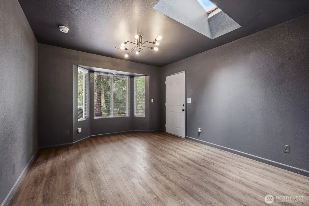8440 Homestead Avenue NE Olympia WA 98516