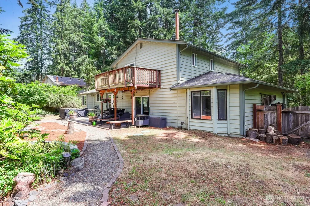 8440 Homestead Avenue NE Olympia WA 98516