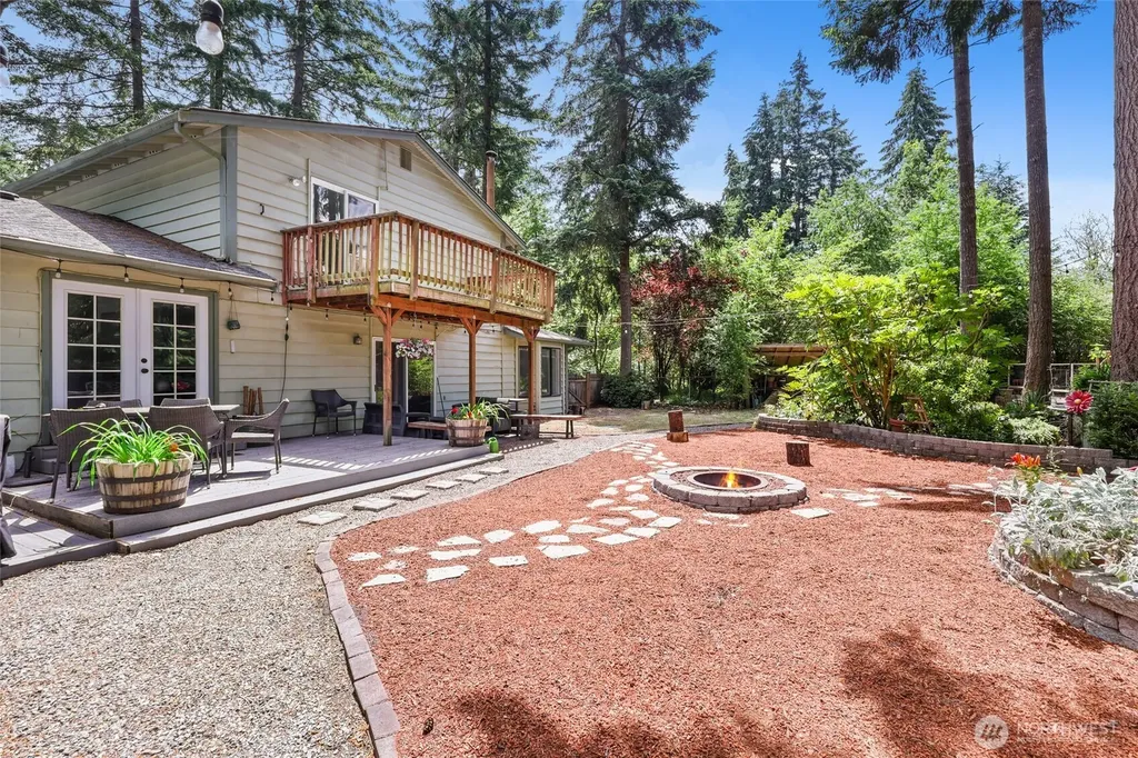 8440 Homestead Avenue NE Olympia WA 98516