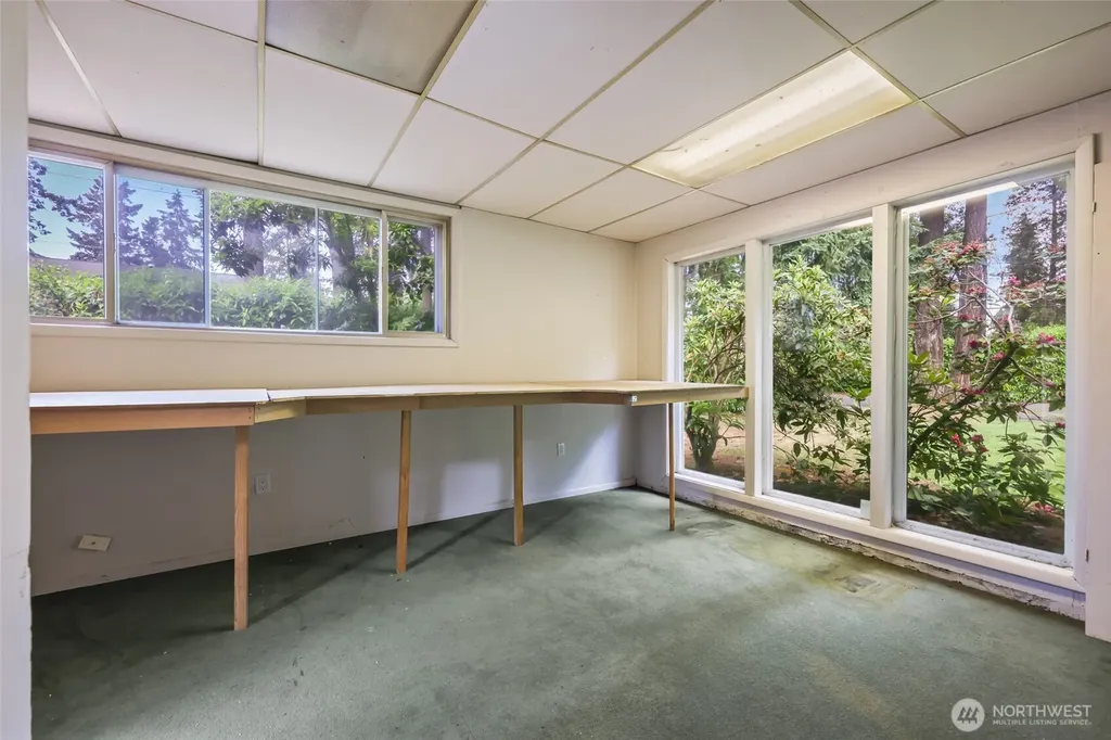 10004 Lake Steilacoom Drive SW Lakewood WA 98498