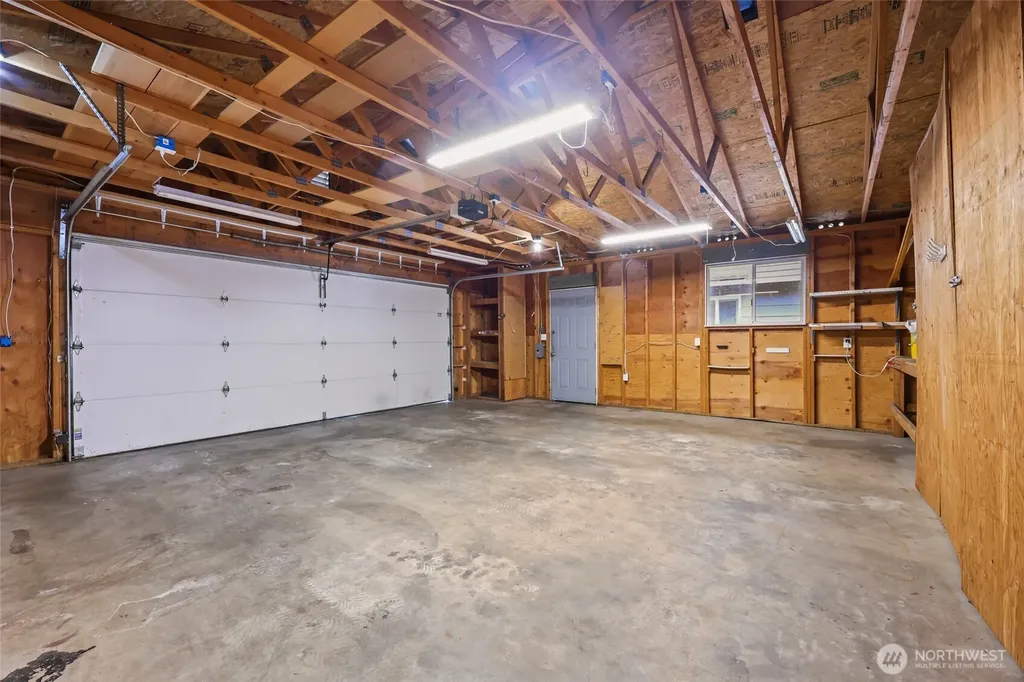10004 Lake Steilacoom Drive SW Lakewood WA 98498