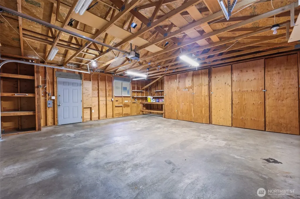 10004 Lake Steilacoom Drive SW Lakewood WA 98498