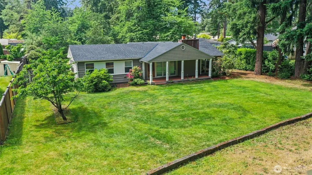 10004 Lake Steilacoom Drive SW Lakewood WA 98498