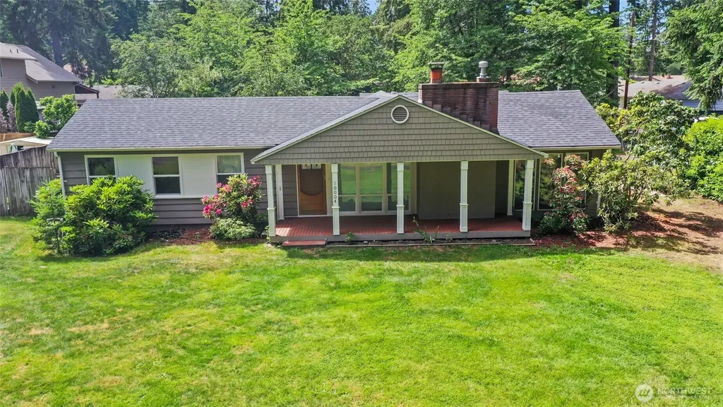 10004 Lake Steilacoom Drive SW Lakewood WA 98498