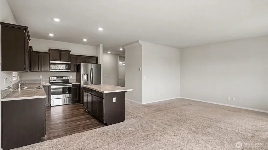 18220 110th Avenue E Puyallup WA 98374