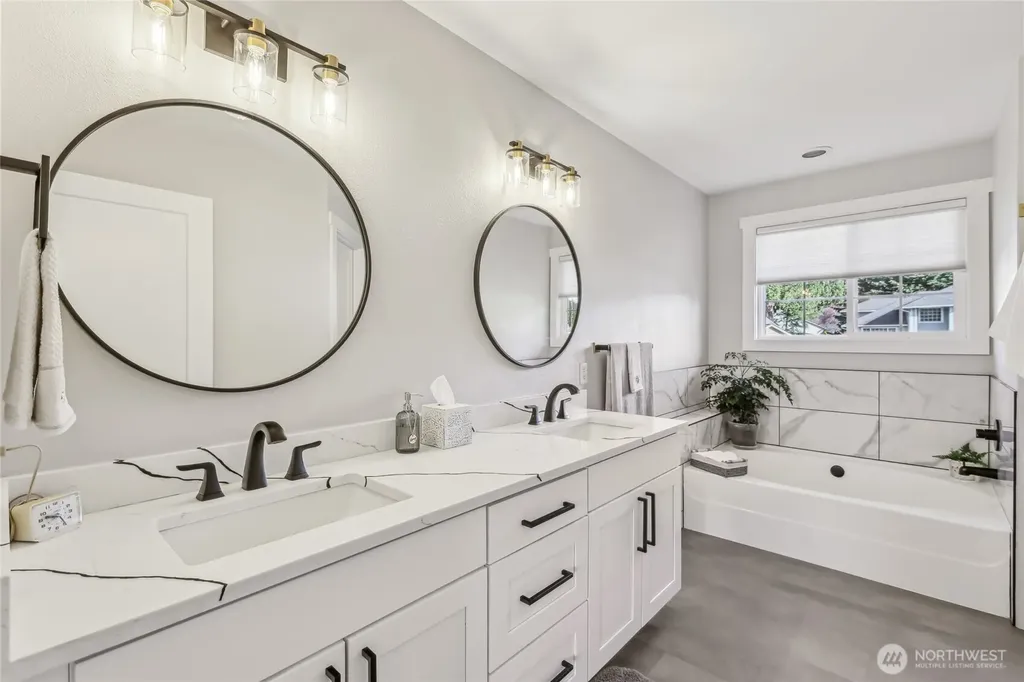 21611 SE 257th Place Maple Valley WA 98038
